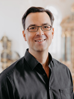 Dr. Axel Flierl